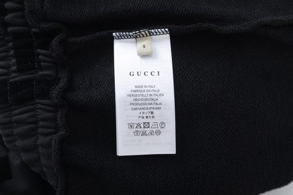 Gucci Quần short hoa cổ Bắc