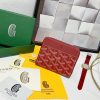 Ví nhỏ của Goya Matignon được thiết kế nhỏ gọn