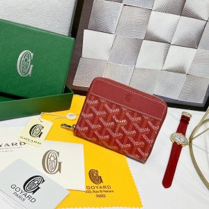 Ví nhỏ của Goya Matignon được thiết kế nhỏ gọn