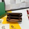 Ví nhỏ của Goya Matignon được thiết kế nhỏ gọn
