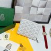 Ví nhỏ của Goya Matignon được thiết kế nhỏ gọn