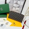 Ví lớn của Goya Matignon được thiết kế lâu dài, khóa mở và đóng để đảm bảo an toàn