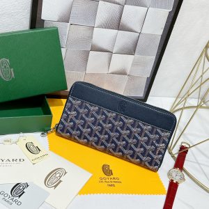 Ví lớn của Goya Matignon được thiết kế lâu dài, khóa mở và đóng để đảm bảo an toàn