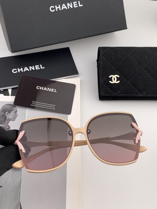 【CHANEL】Loại kính râm mới nhất