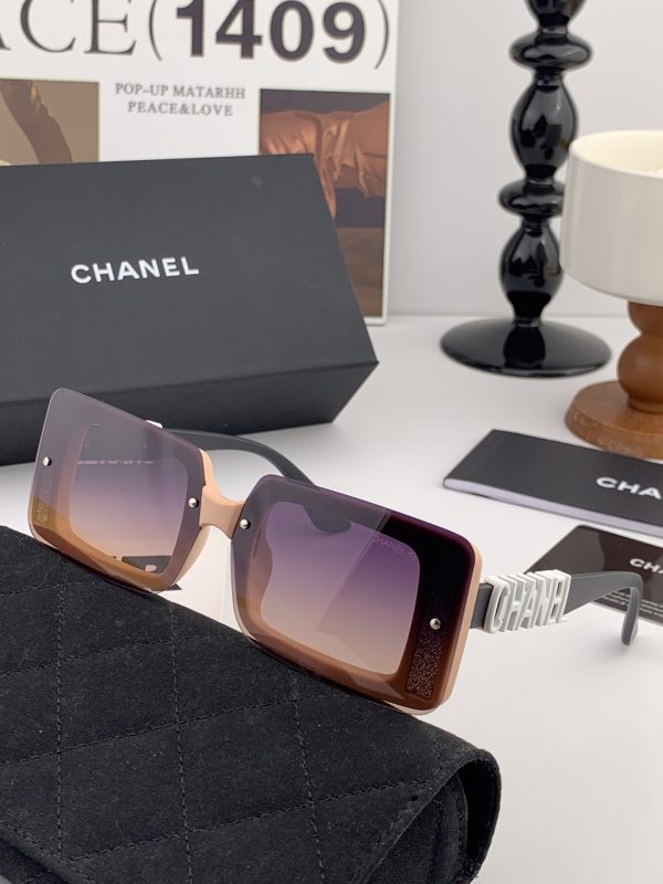【CHANEL】Loại kính râm mới nhất