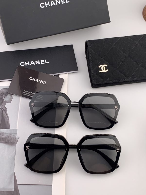 【CHANEL】Loại kính râm mới nhất