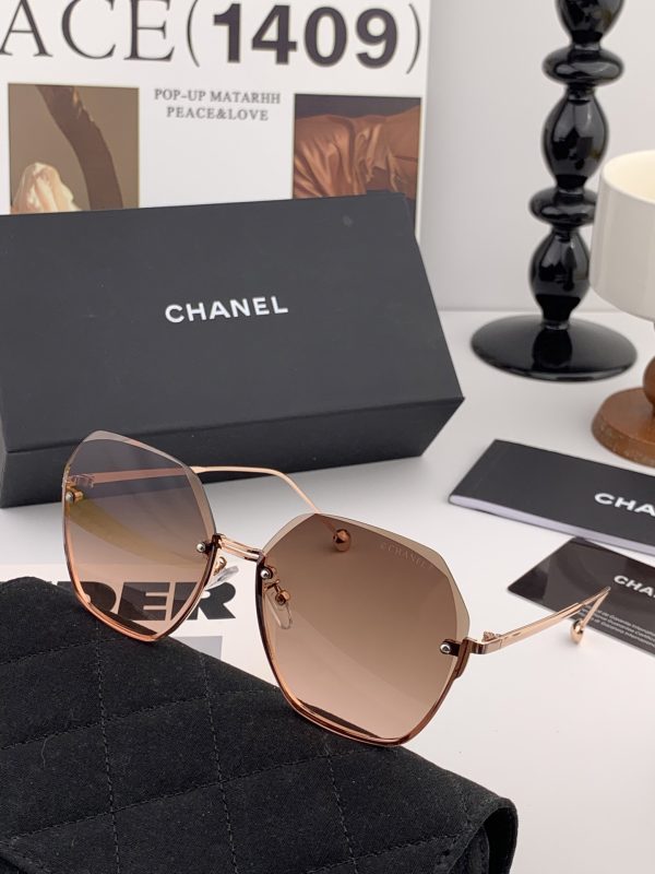 【CHANEL】Loại kính râm mới nhất