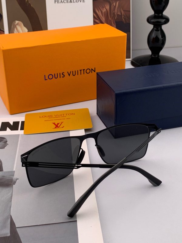 【Louis Vuitton】Loại kính râm mới nhất