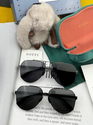 【Gucci】Loại kính râm mới nhất
