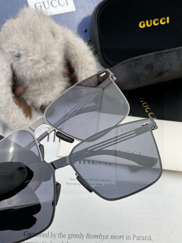 【Gucci】Loại kính râm mới nhất