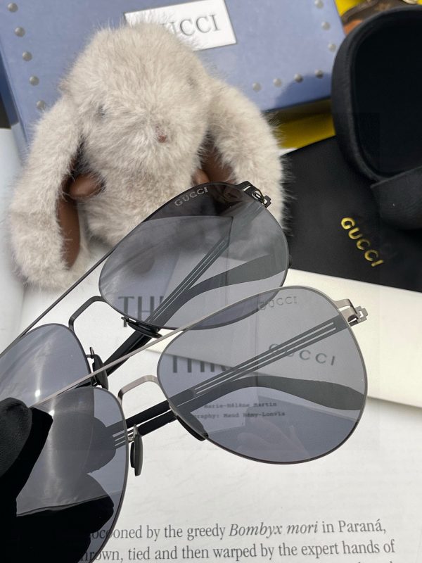 【Gucci】Loại kính râm mới nhất