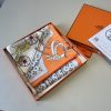 Chanel chuỗi vuông khăn (Loại xe mới)