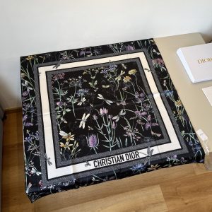 Dior cổ điển in vuông khăn