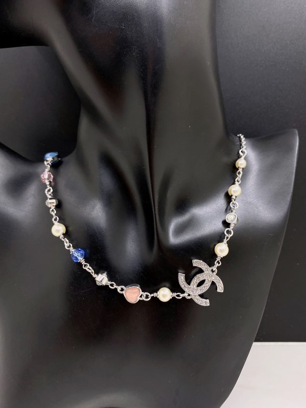 Trang sức vòng cổ Chanel