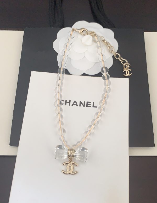 Trang sức vòng cổ Chanel