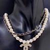 Trang sức vòng cổ Chanel