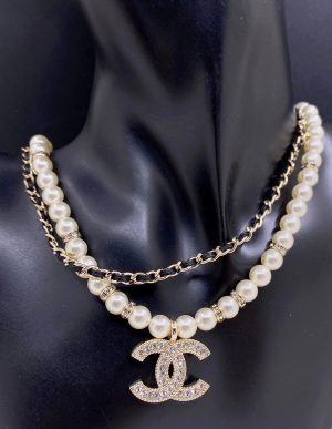 Trang sức vòng cổ Chanel