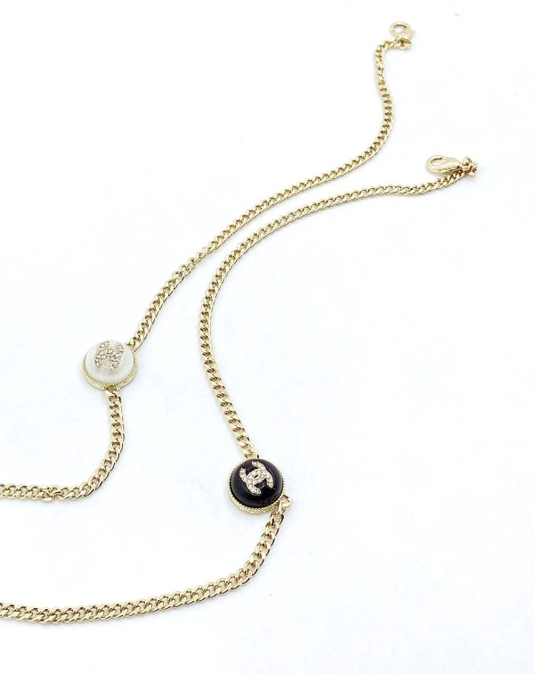 Trang sức vòng cổ Chanel