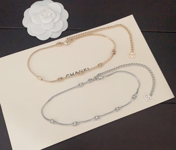 Trang sức vòng cổ Chanel