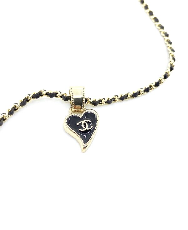 Trang sức vòng cổ Chanel