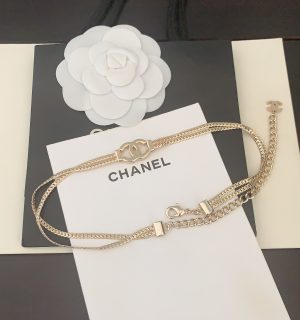 Trang sức vòng cổ Chanel