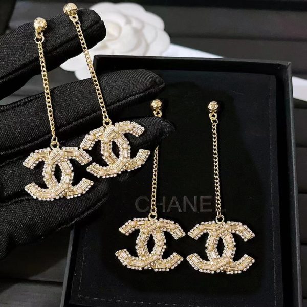 Chanel Swarot màu kim cương màu ngọc trai thư stud bông tai
