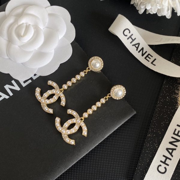 Chanel Swarot màu kim cương màu ngọc trai thư stud bông tai